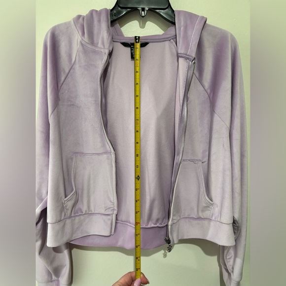 Victoria’s Secret Purple Zip Jacket size small - Picture 5 of 5